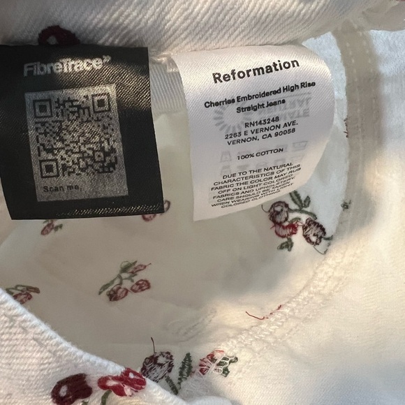 Reformation embroidered cherries jeans - Picture 3 of 8
